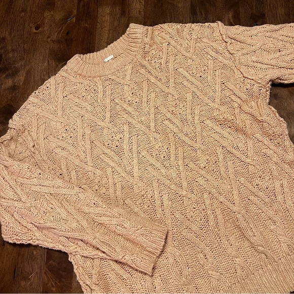 Free People Isla Cable Stitch Sweater in Tan XS Relaxed Oversized Boho Grandma - Picture 2 of 11